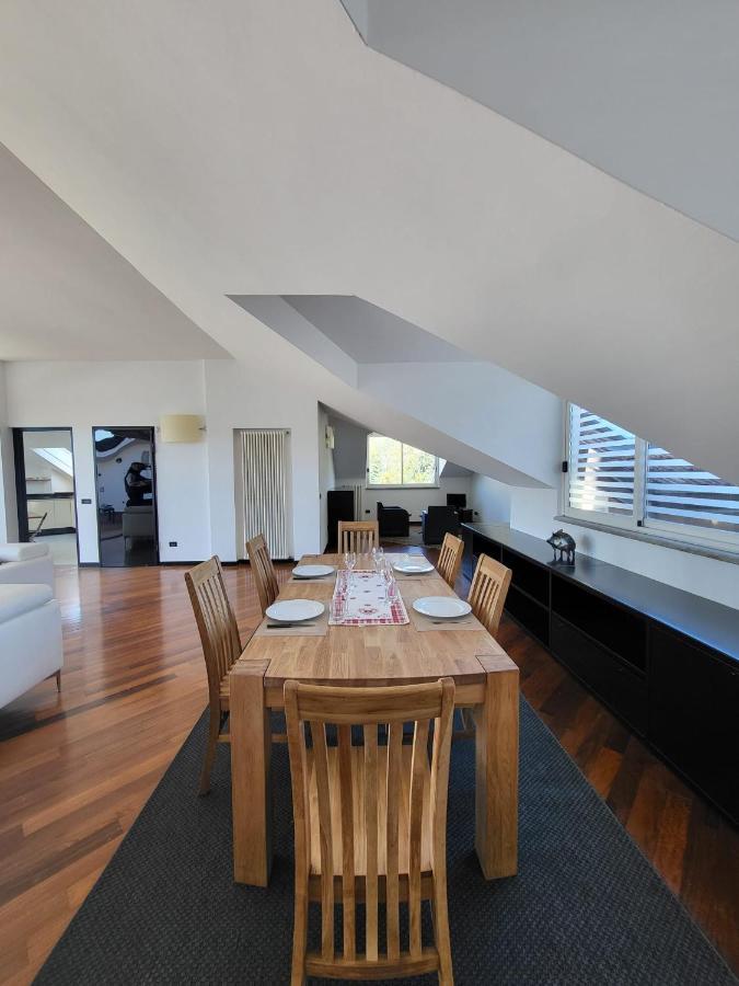 Attico Dei Castelli Apartman Verbania Kültér fotó